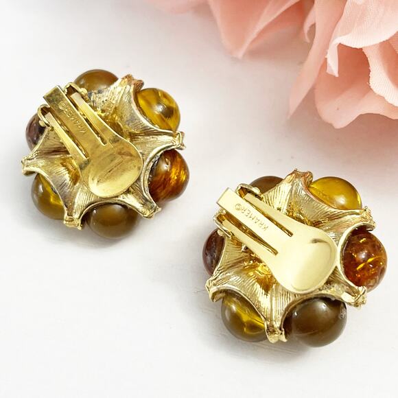 Kramer New York Vintage Brown Beaded Cluster Clip Earrings - Picture 5 of 6